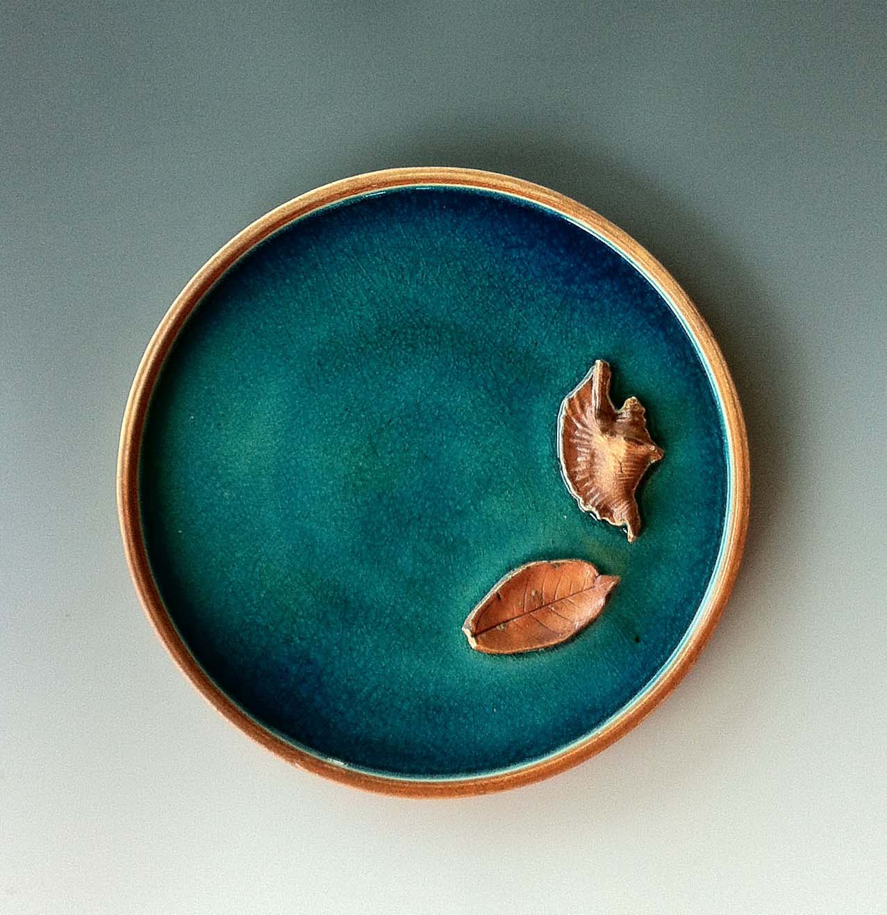 Stoneware Platter with Shell