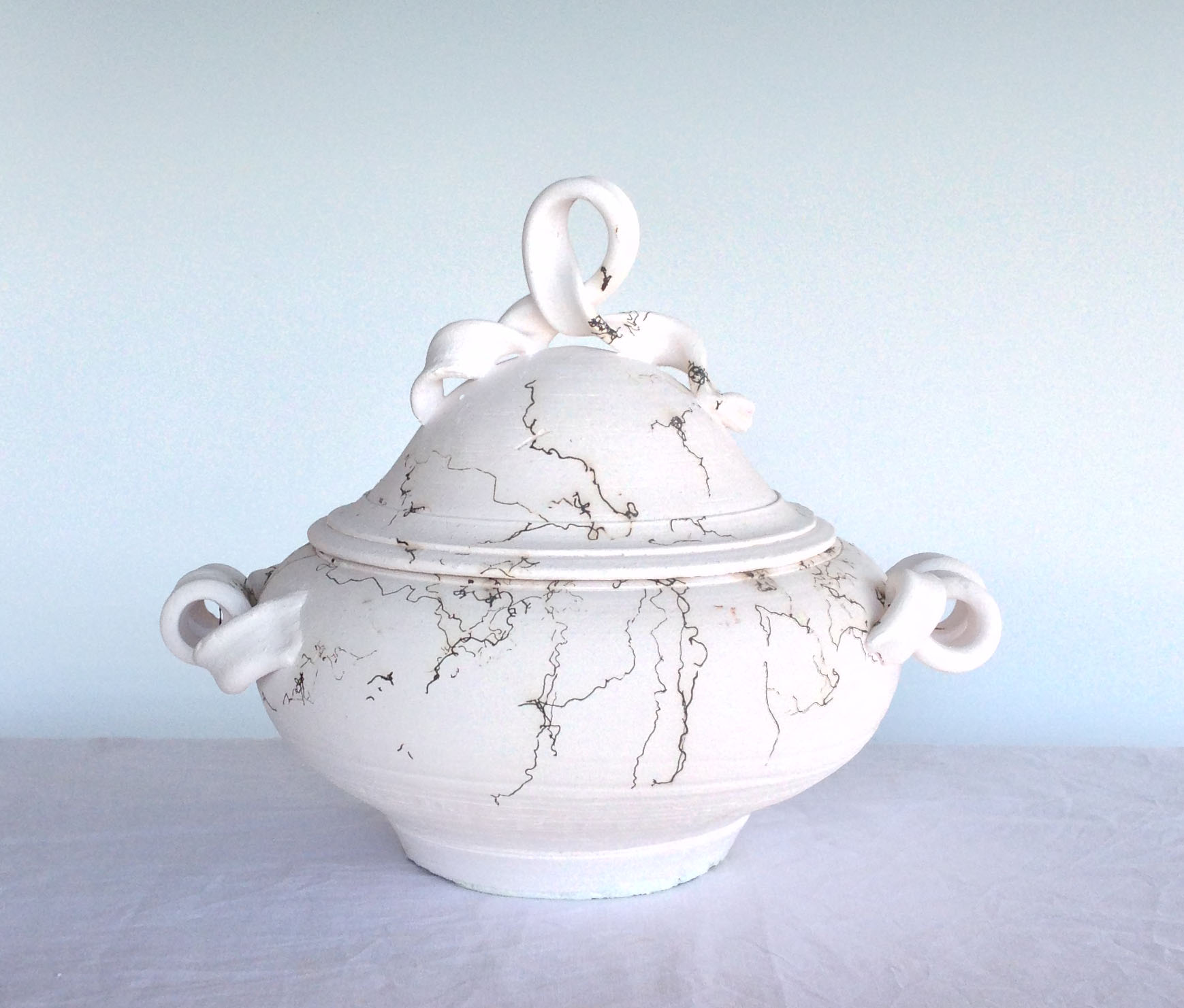 Raku, Horsehair with Lid